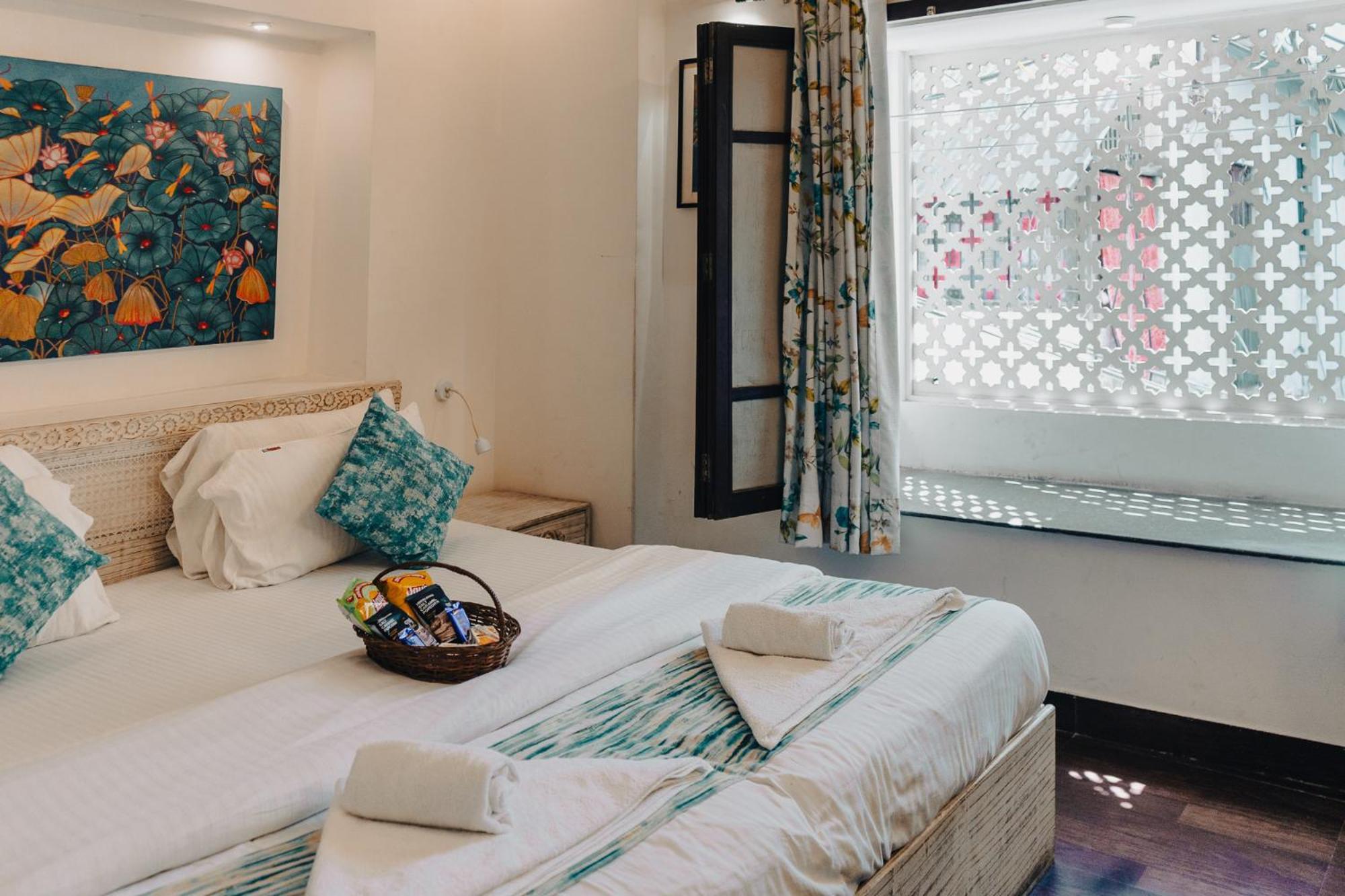 Bed & Breakfast Safarnama - A Boutique
